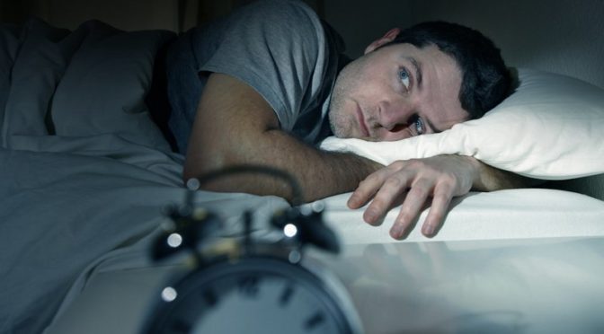 Schlafstörungen & Schlafprobleme: Nicht einschlafen können... (© Focus Pocus LTD / Fotolia)