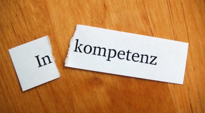 Sozialkompetenztraining gegen soziale Ängste (© thingamajiggs / Fotolia)